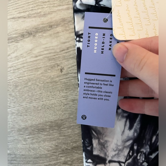 Lululemon Under Pant HR - Picture 5 of 6